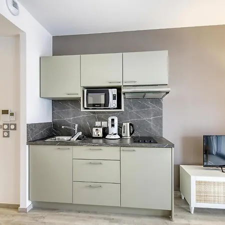 Ovelia - Le Puy Des Olivines アパート *